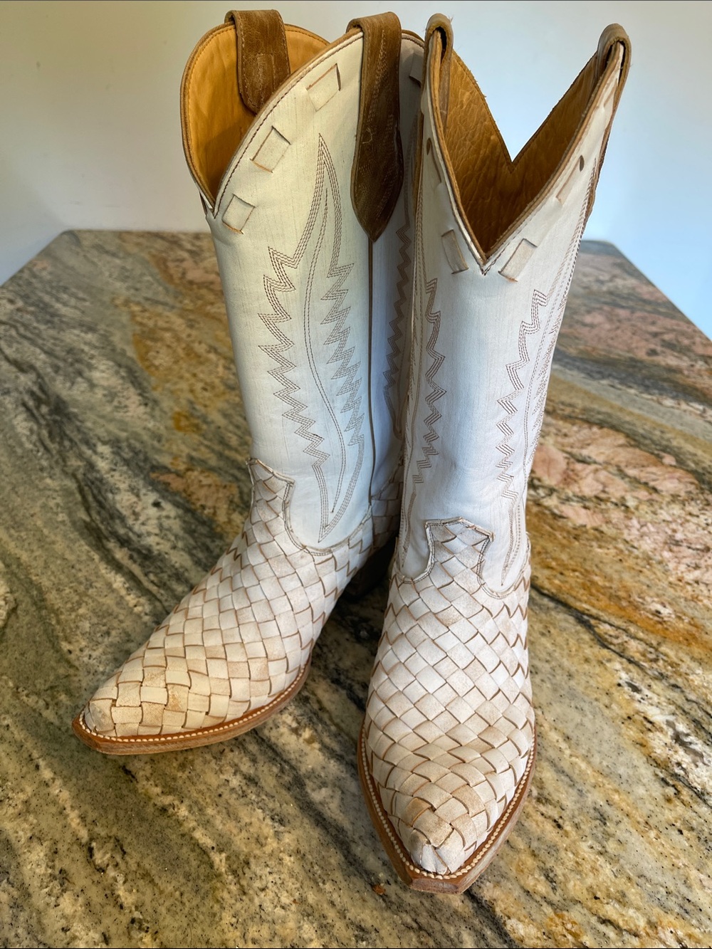 Old Gringo Reptilia Cowboy Boots 
White Woven Leather 
Size 10